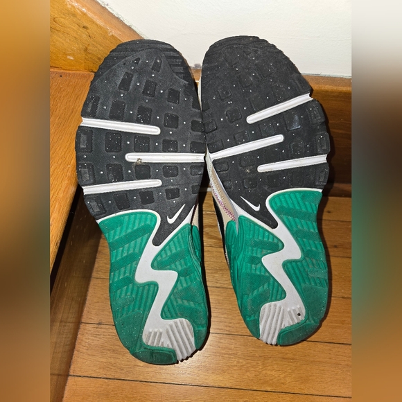 AirMax - Picture 6 of 6